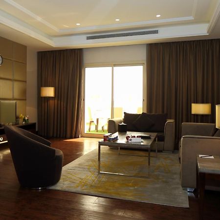 Boudl Al Tahlia Aparthotel Jeddah Exterior photo