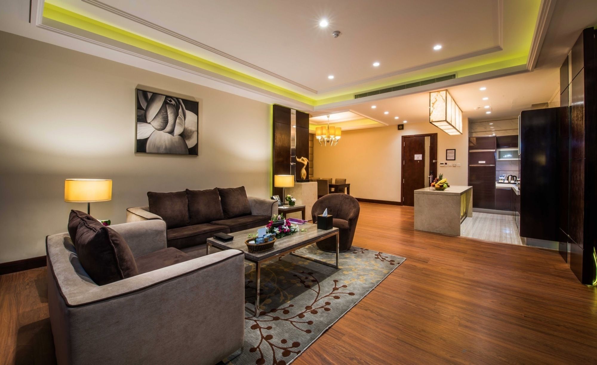 Boudl Al Tahlia Aparthotel Jeddah Exterior photo