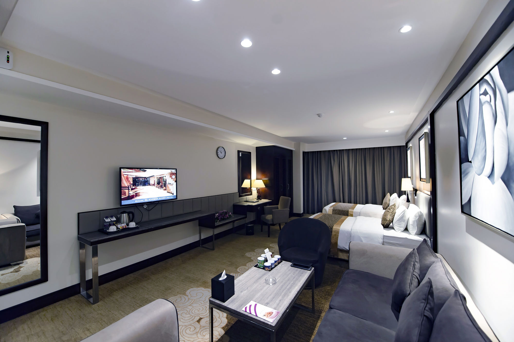 Boudl Al Tahlia Aparthotel Jeddah Exterior photo