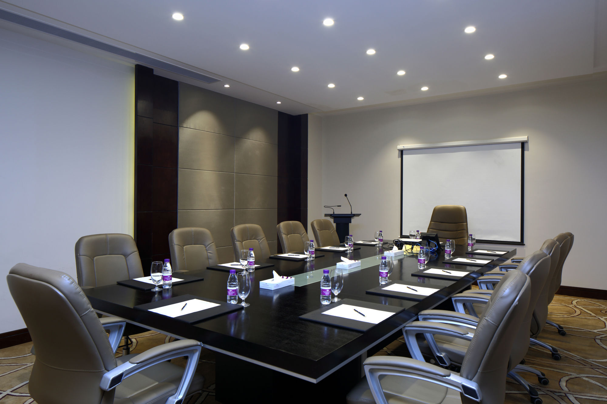 Boudl Al Tahlia Aparthotel Jeddah Exterior photo