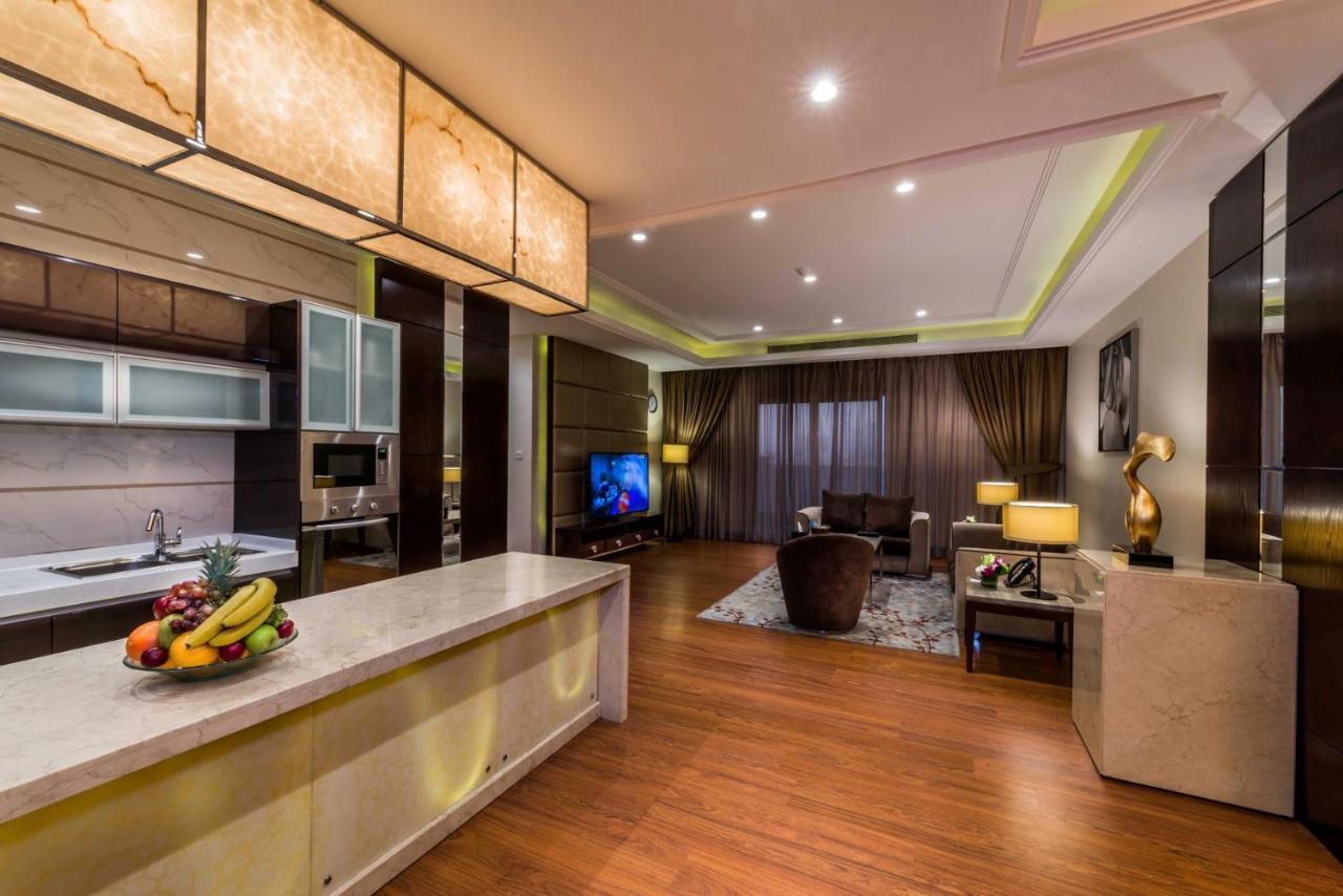 Boudl Al Tahlia Aparthotel Jeddah Room photo